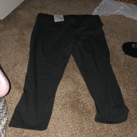 Yoga pants - Picture 1 of 2